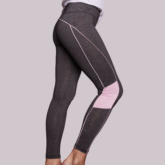 🍋3 for $20🍋 FOREVER 21 Gray Workout Leggings with Pink Details Size S/M - Picture 3 of 6